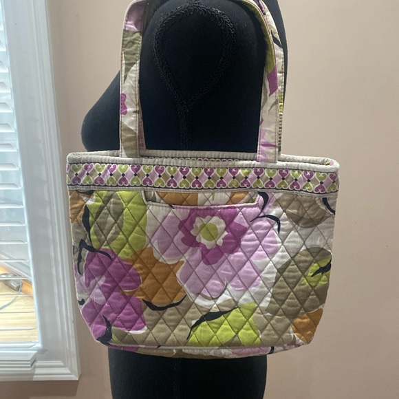 Vera Bradley Handbags - Vera Bradley Portobello Road Shoulder Purse